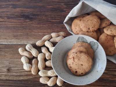 Cookies al burro d'arachidi e cioccolato