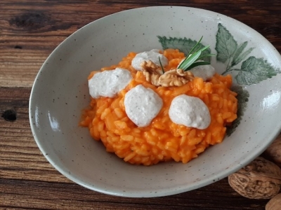 Risotto ai Peperoni con Salsa di Noci